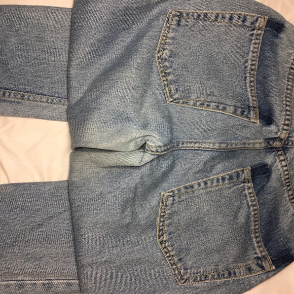 American Apparel - Picture 6 of 14